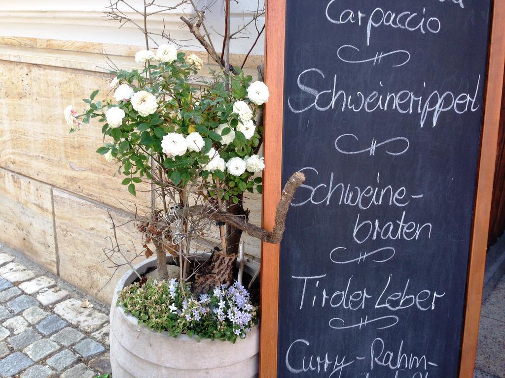 Gasthaus Schwan Riedenburg Eksteriør billede