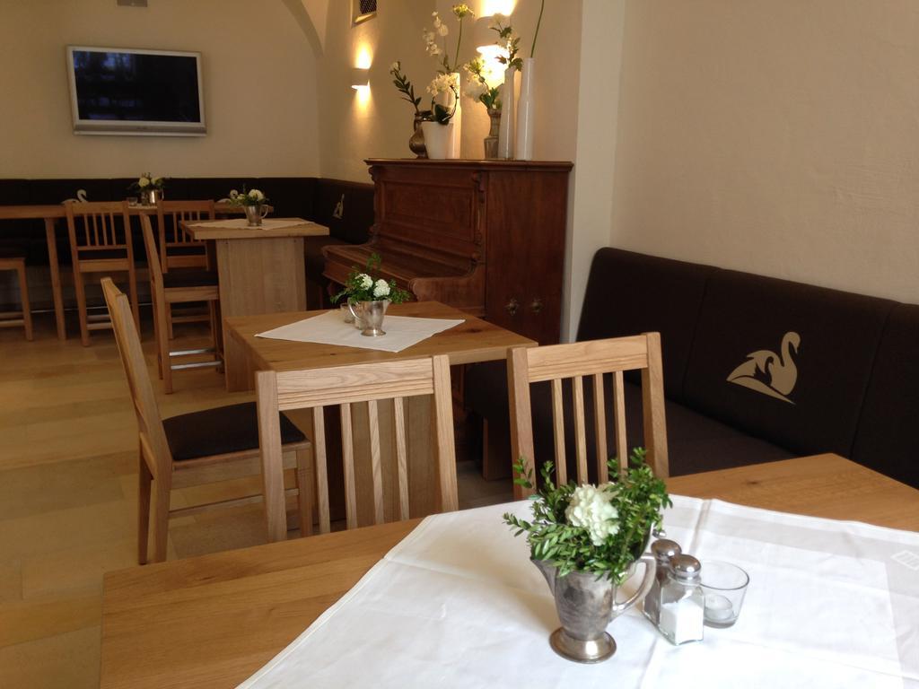 Gasthaus Schwan Riedenburg Eksteriør billede